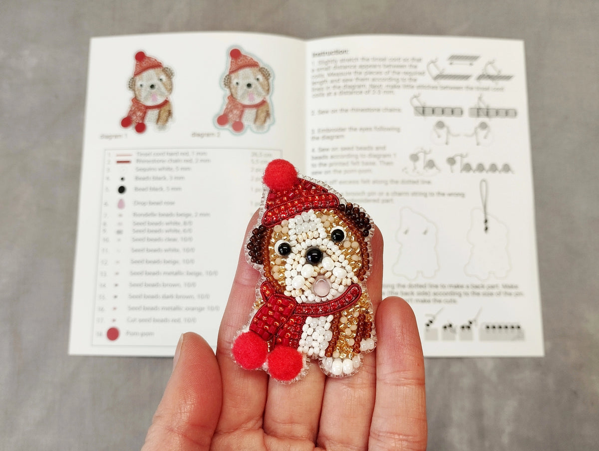 Christmas Dog DIY Brooch Embroidery Kit - English Bulldog
