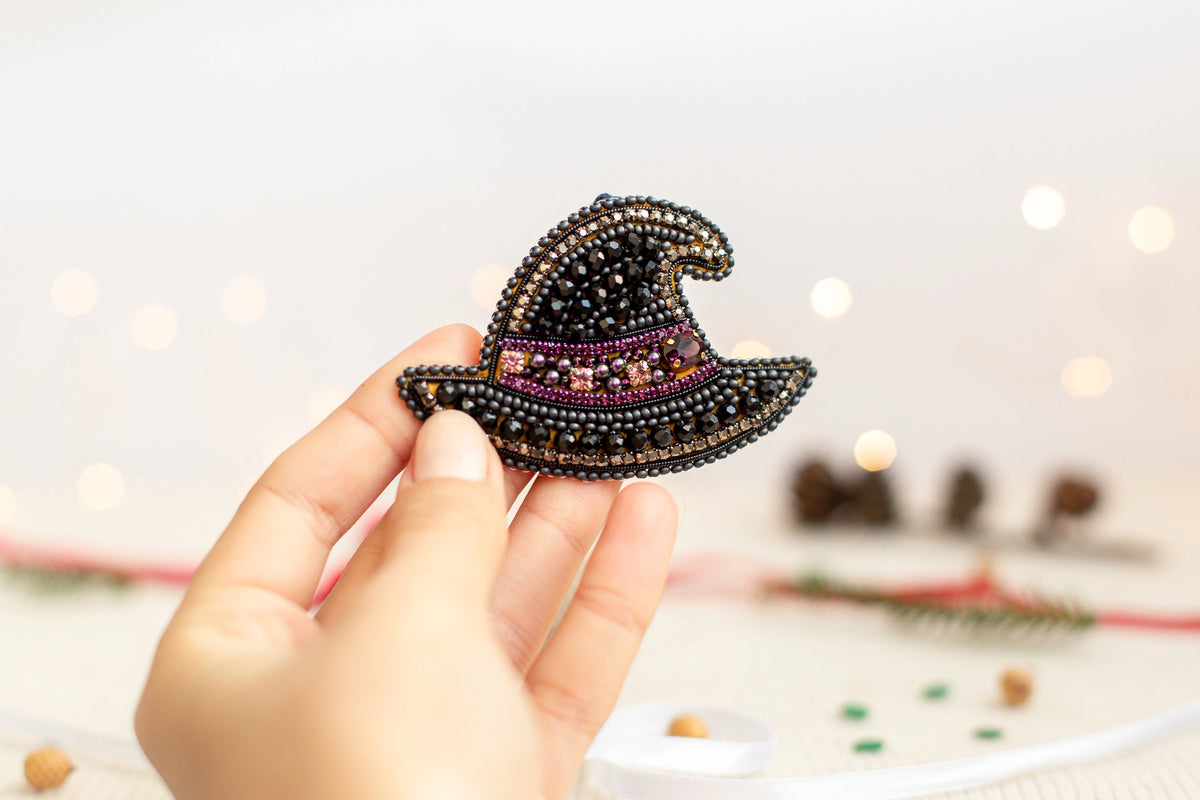 Halloween DIY Beaded Brooch Kit: Witch Hat