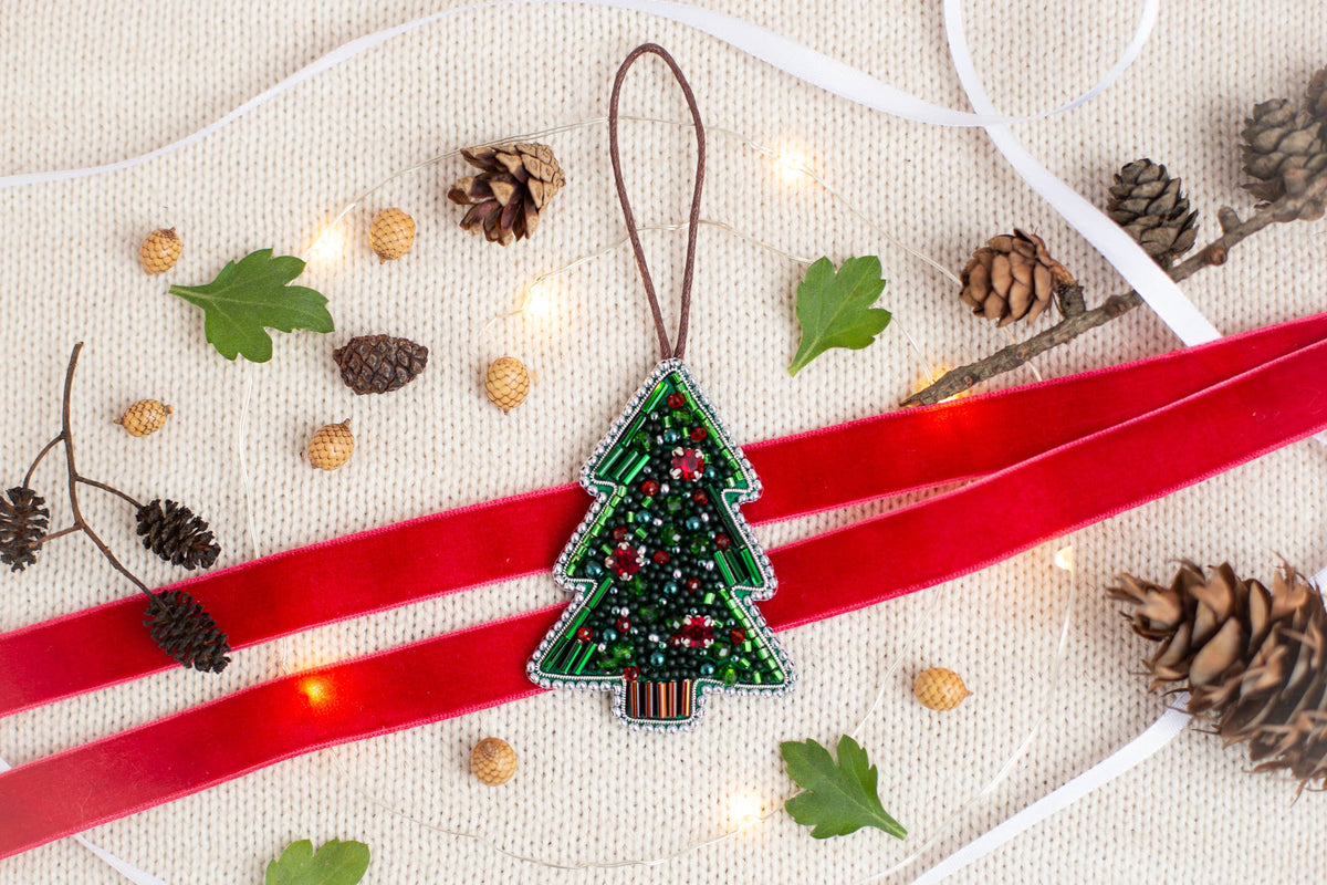 Christmas Tree DIY Brooch Kit